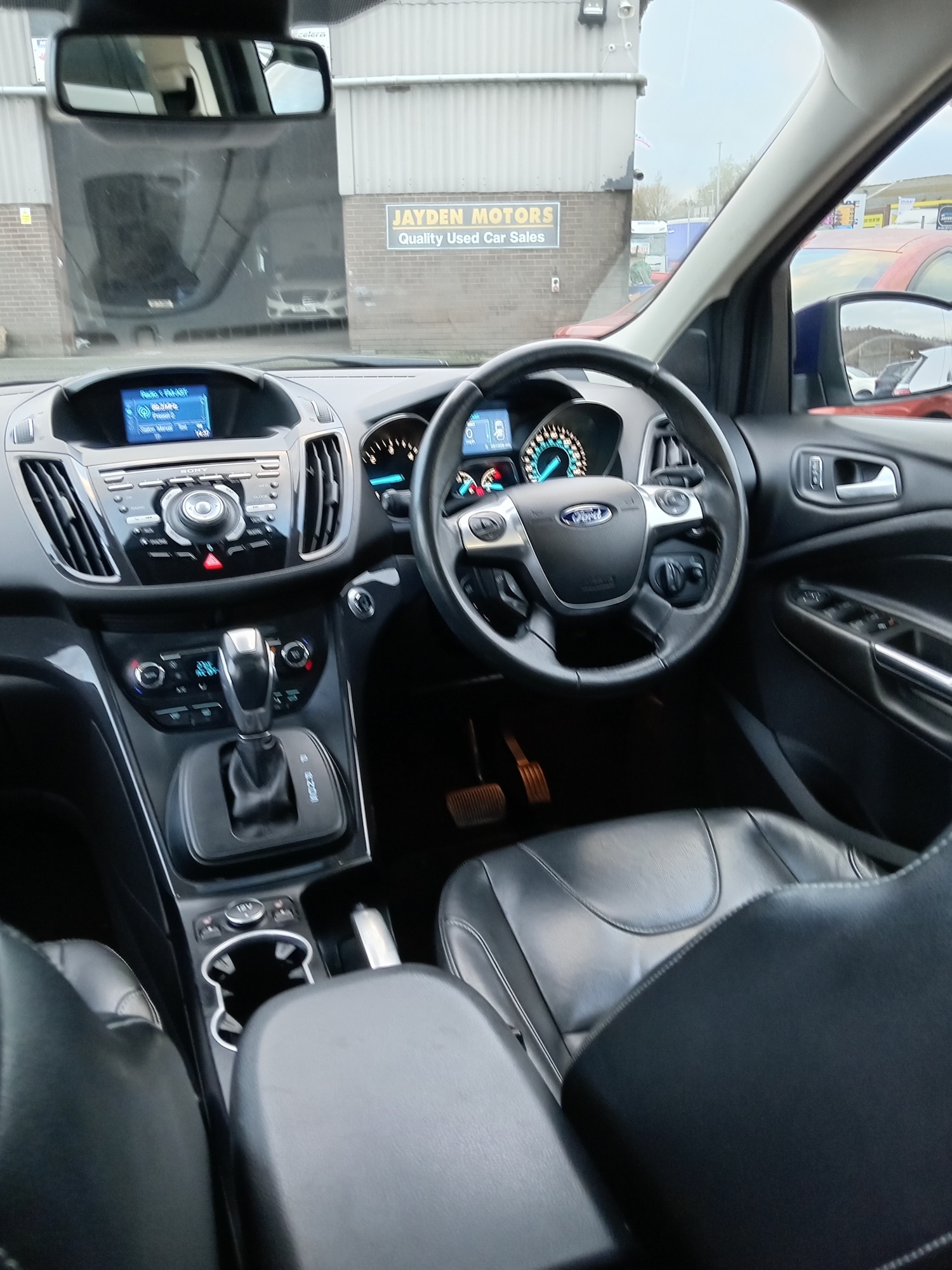 Used Ford Kuga 2014 for sale - 76911392: Photo 10