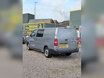 Used Vauxhall Vivaro 2024 for sale - 75836329: Photo