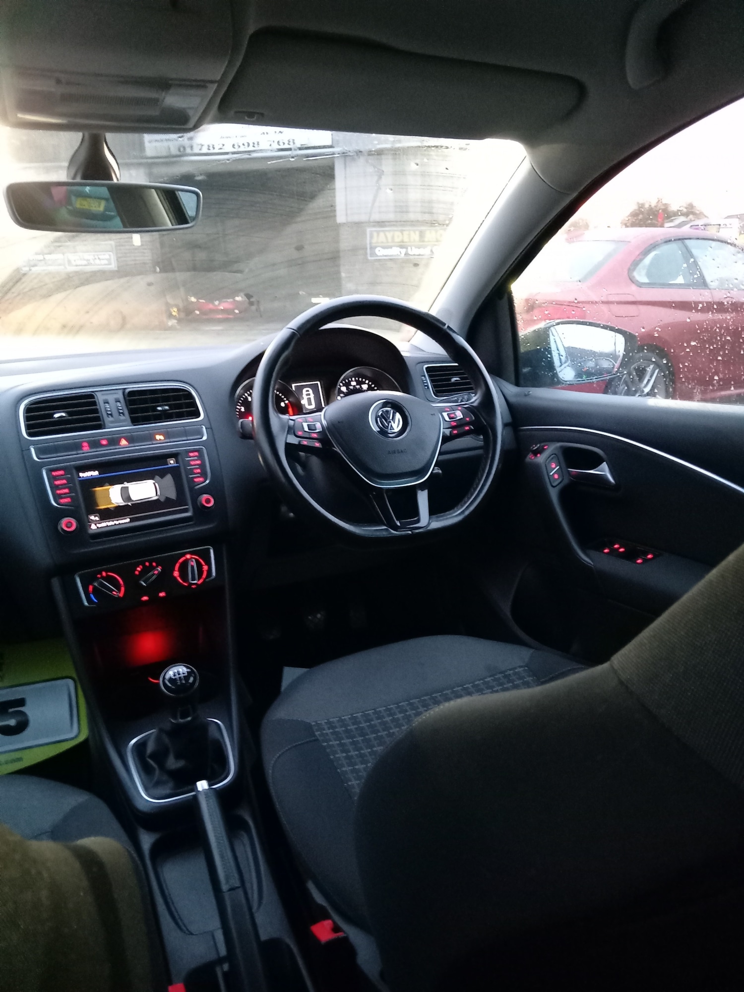 Used Volkswagen Polo 2017 for sale - 76847726: Photo 12