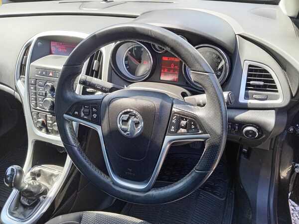 Used Vauxhall Astra 2014 for sale - 74640185: Photo 12