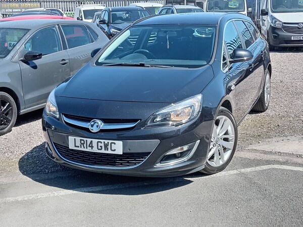 Used Vauxhall Astra 2014 for sale - 74640185: Photo 2