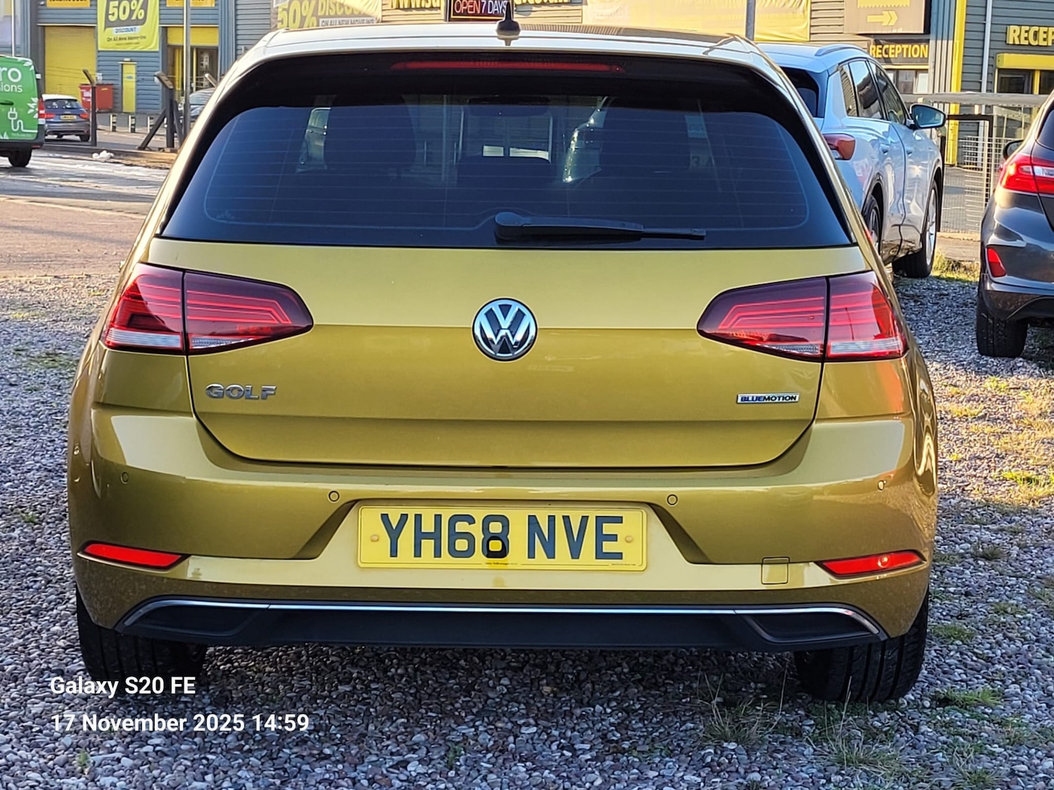 Used Volkswagen Golf 2018 for sale - 76618885: Photo 6