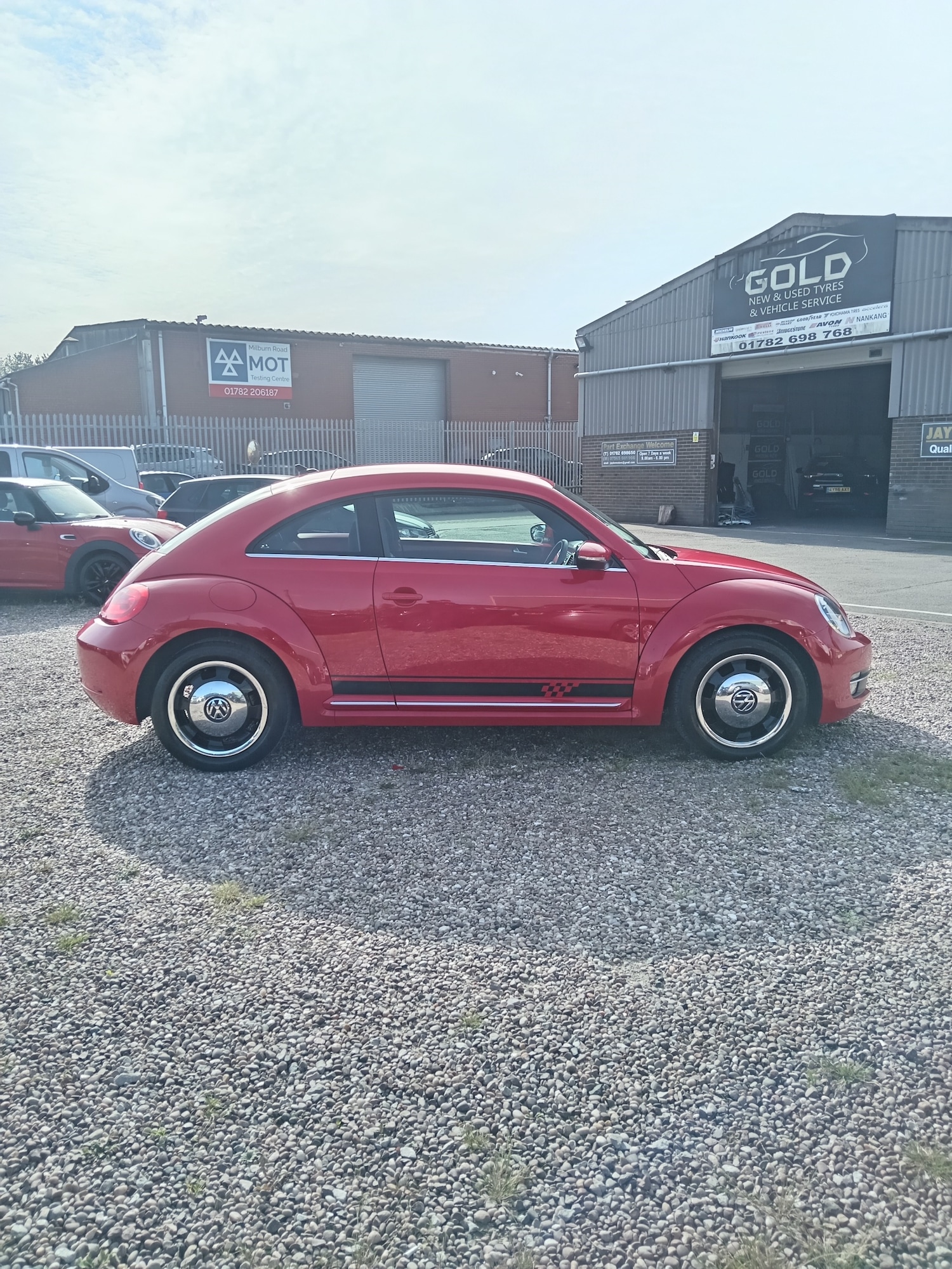 Used Volkswagen Beetle 2015 for sale - 76107456: Photo 5