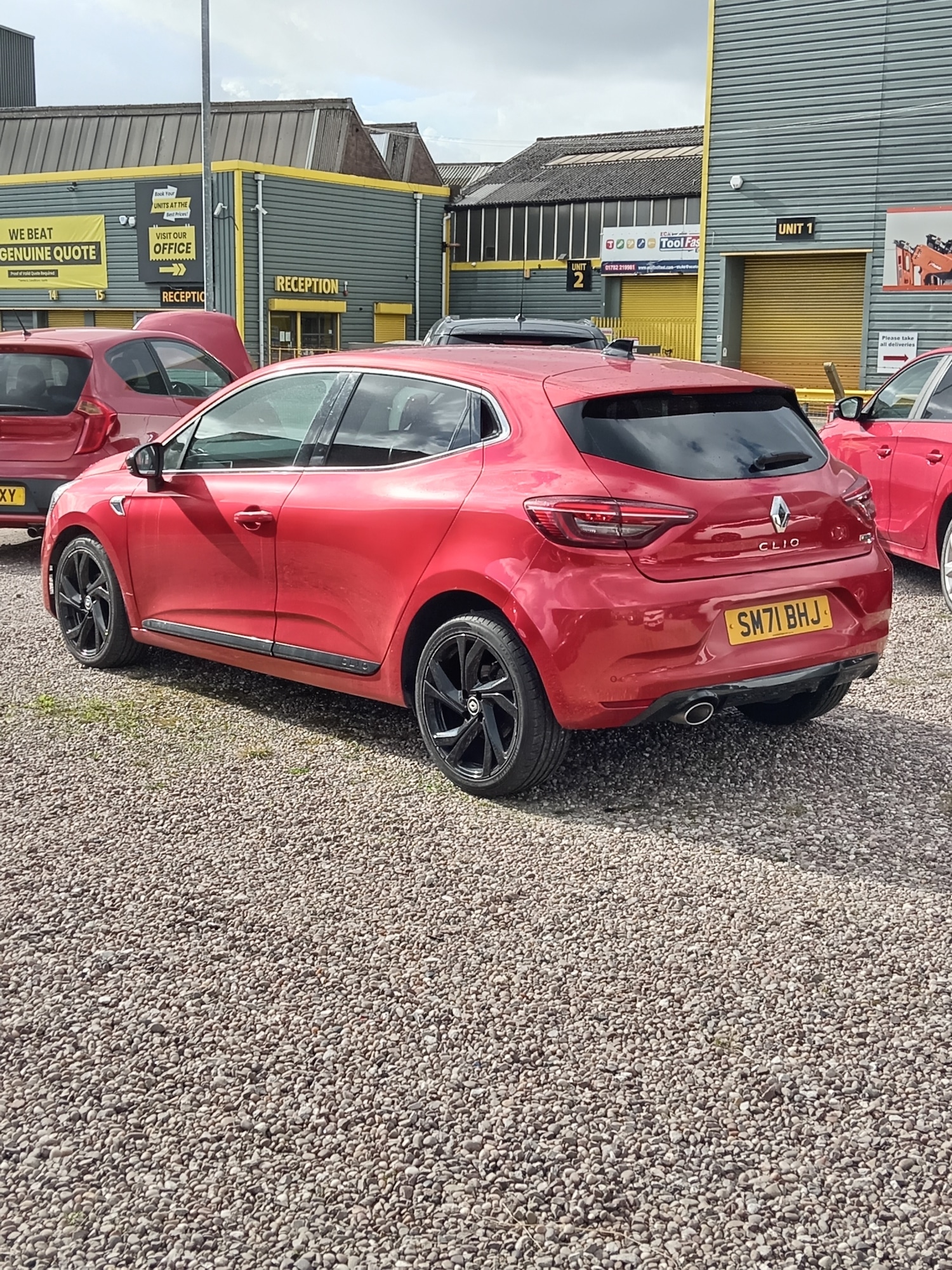 Used Renault Clio 2021 for sale - 78085056: Photo 2