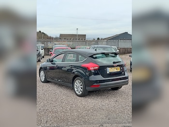 Used Ford Focus 2017 for sale - 77897759: Photo