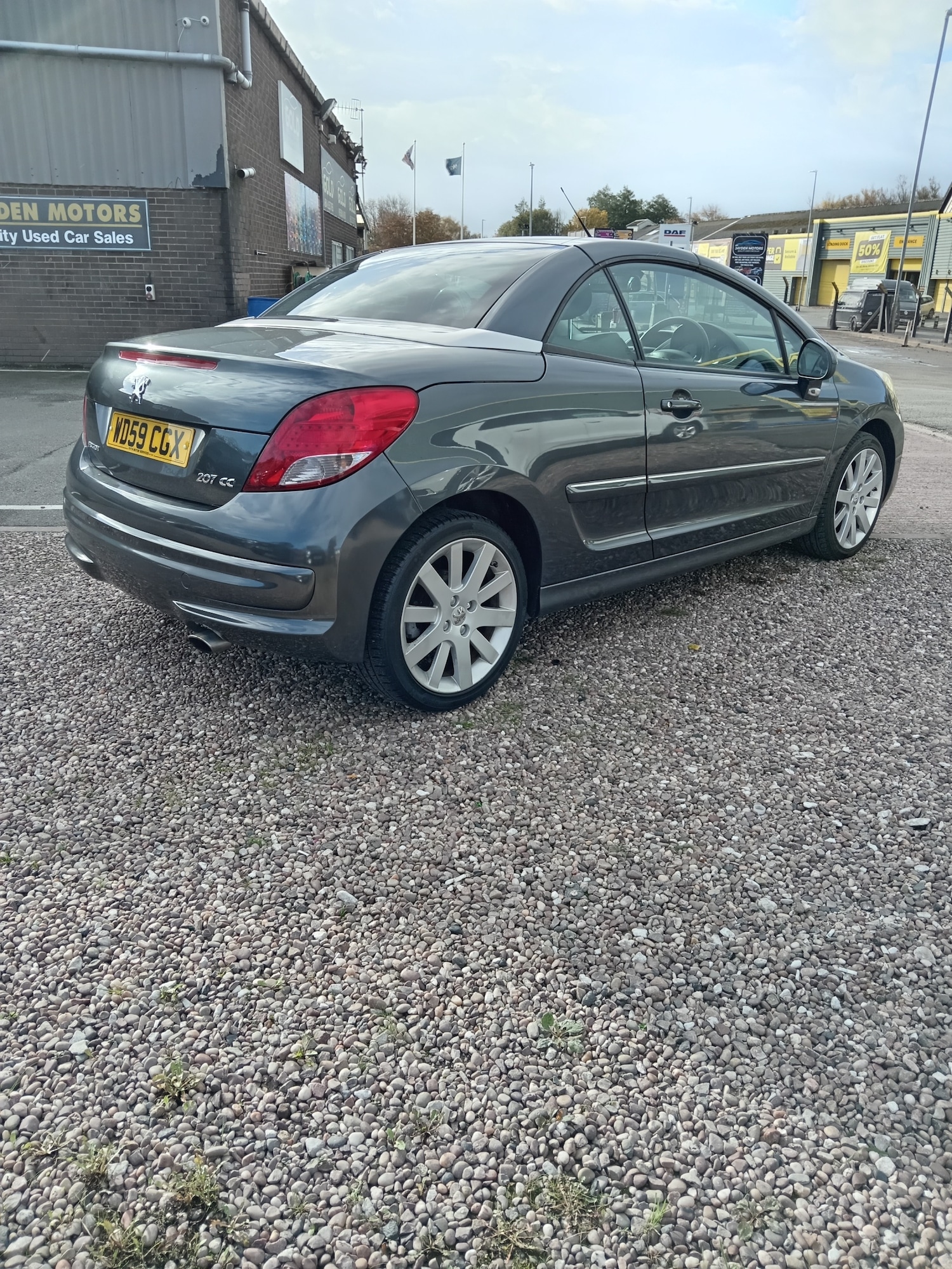 Used Peugeot 207 2010 for sale - 76402169: Photo 2