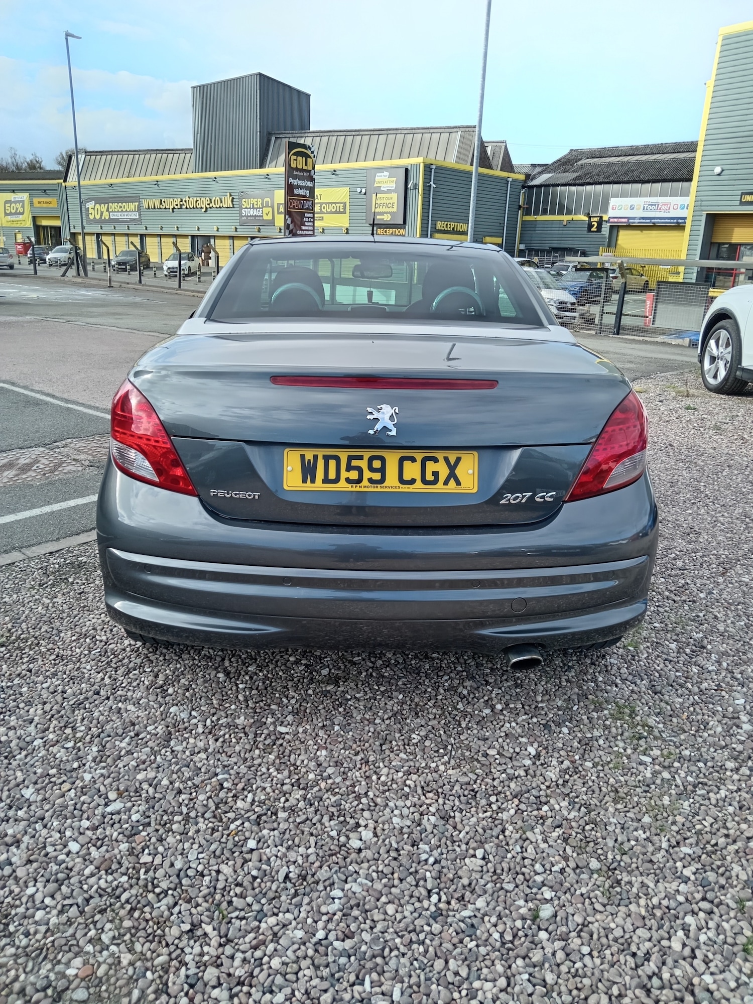 Used Peugeot 207 2010 for sale - 76402169: Photo 5