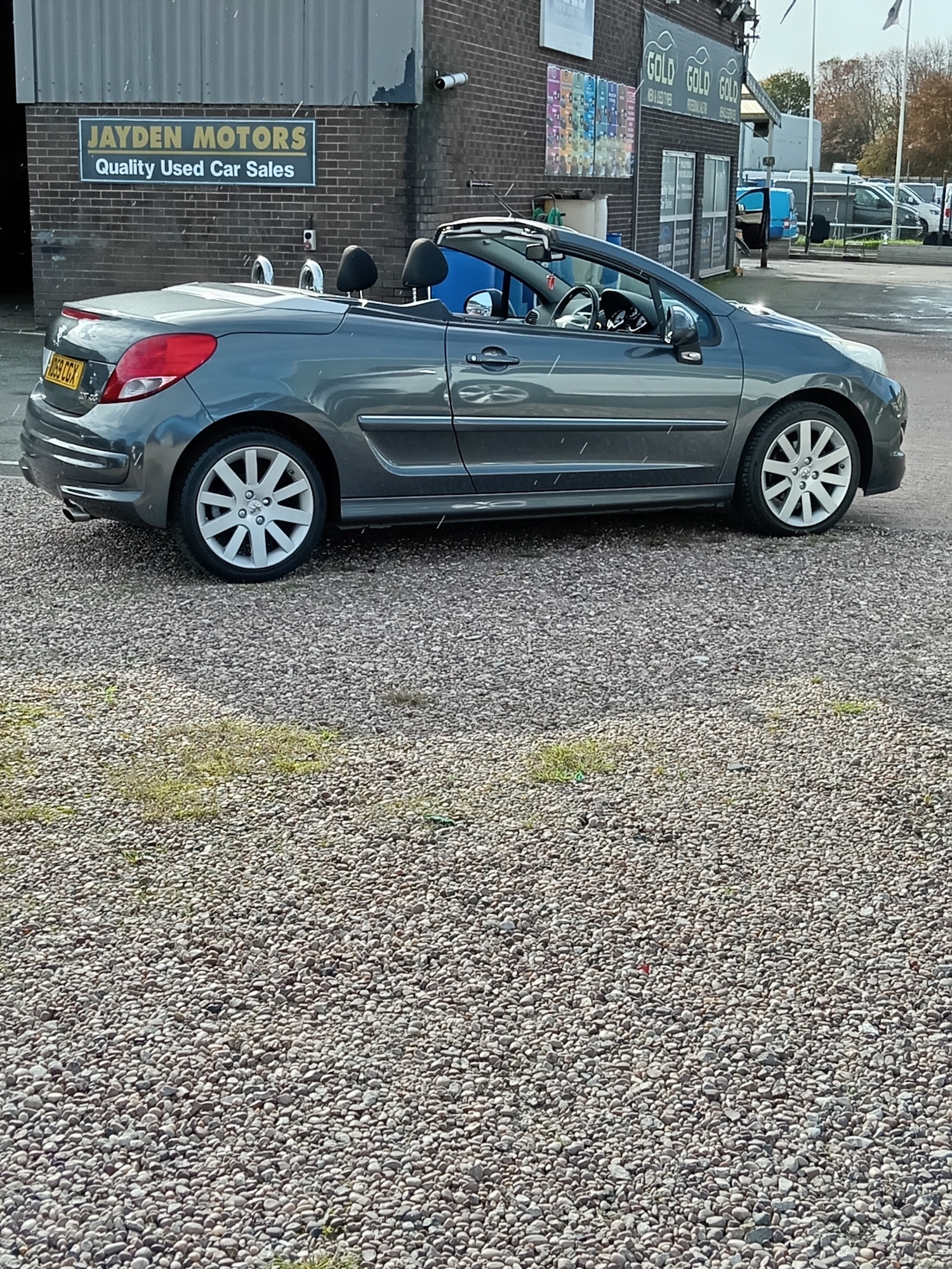 Used Peugeot 207 2010 for sale - 76402169: Photo 8