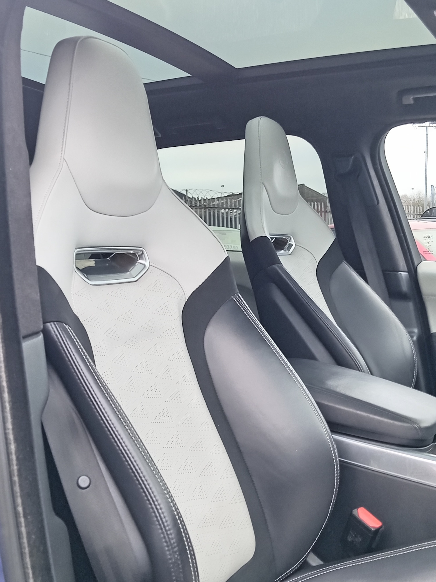 Used Land Rover Range Rover Sport 2018 for sale - 77064185: Photo 8