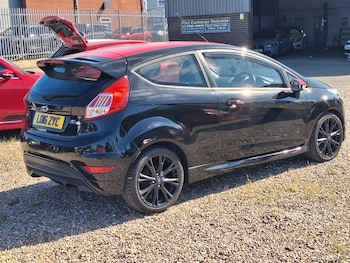 Used Ford Fiesta 2016 for sale - 79025287: Photo