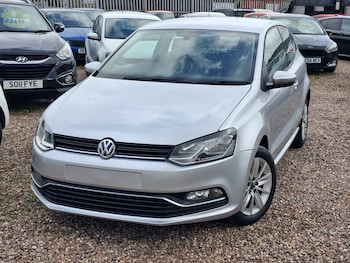 Used Volkswagen Polo 2015 for sale - 78571774: Photo