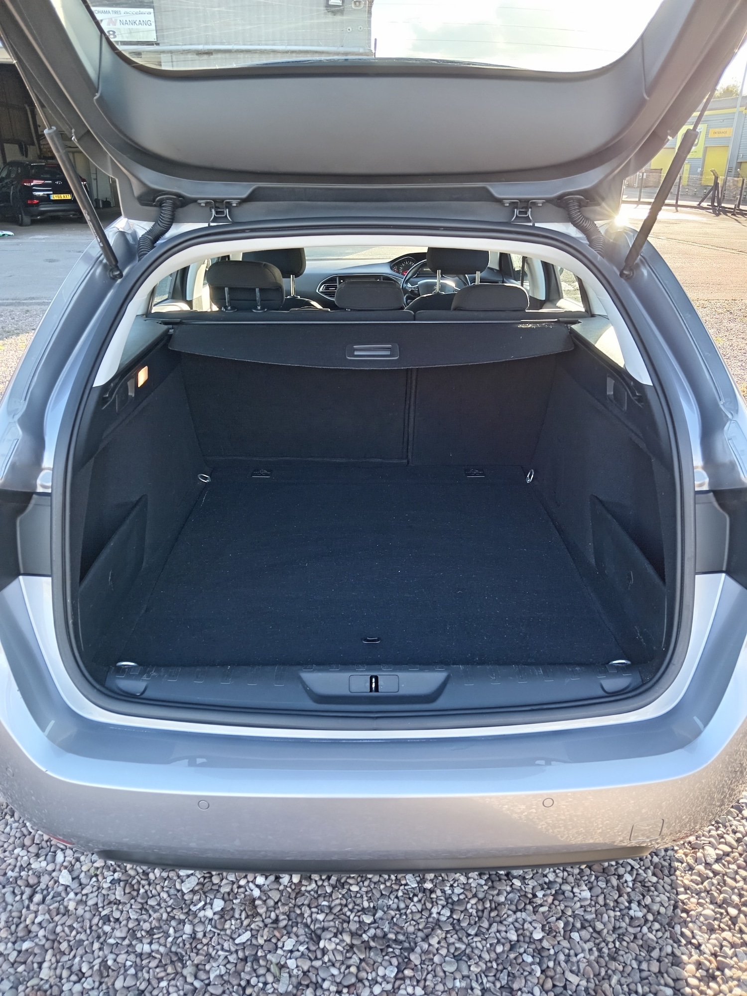 Used Peugeot 308 2017 for sale - 76041376: Photo 10