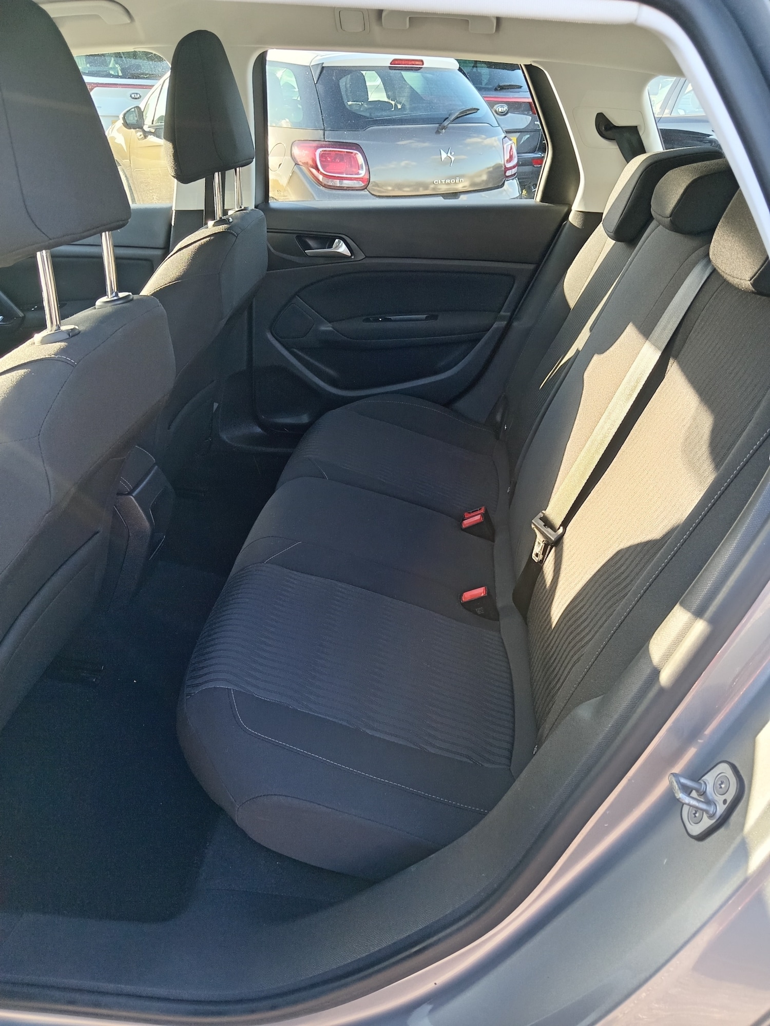 Used Peugeot 308 2017 for sale - 76041376: Photo 13