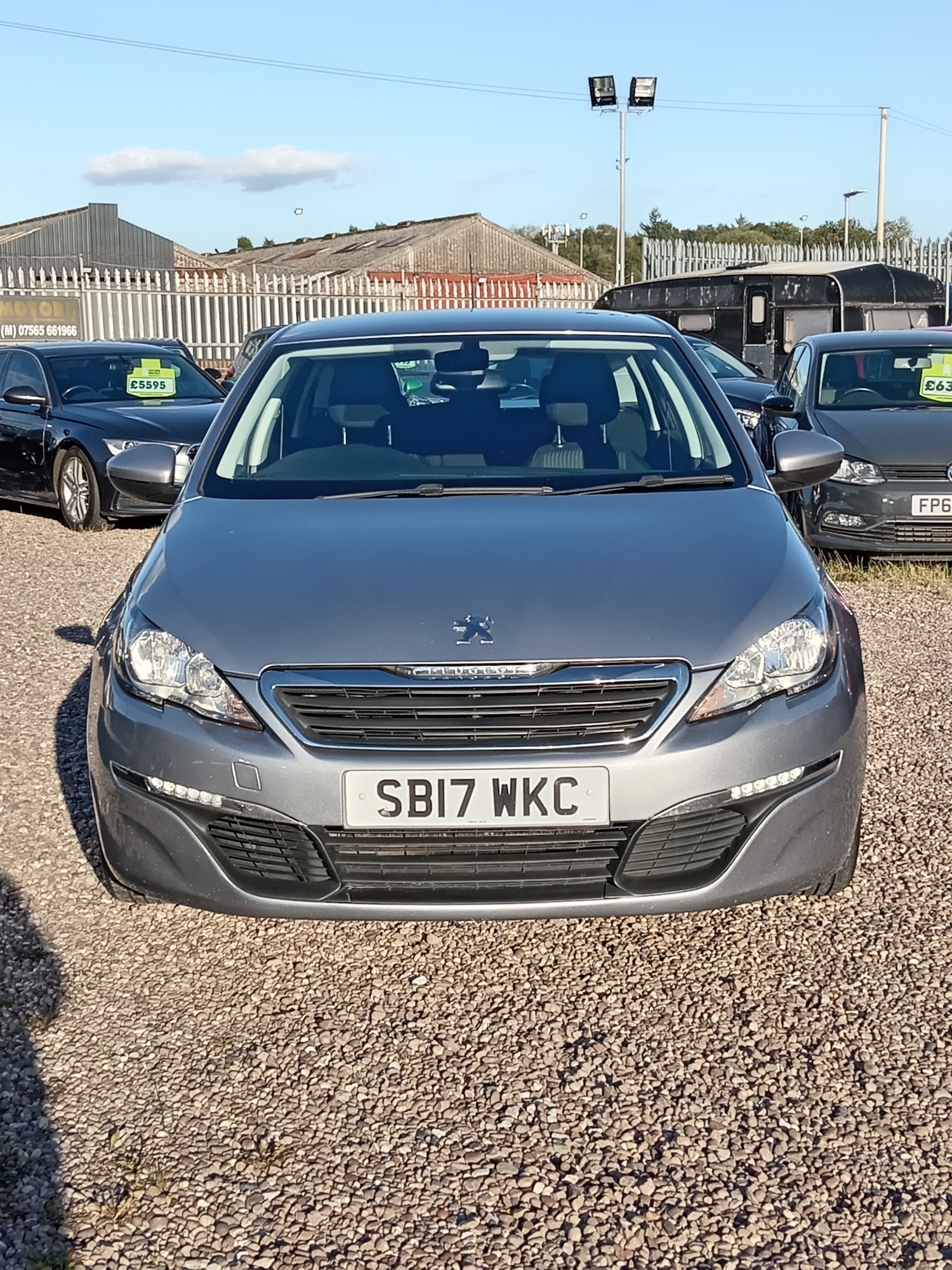 Used Peugeot 308 2017 for sale - 76041376: Photo 5