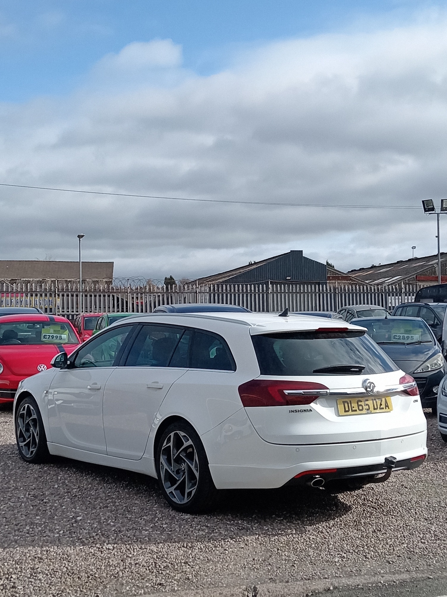 Used Vauxhall Insignia 2015 for sale - 77938555: Photo 4
