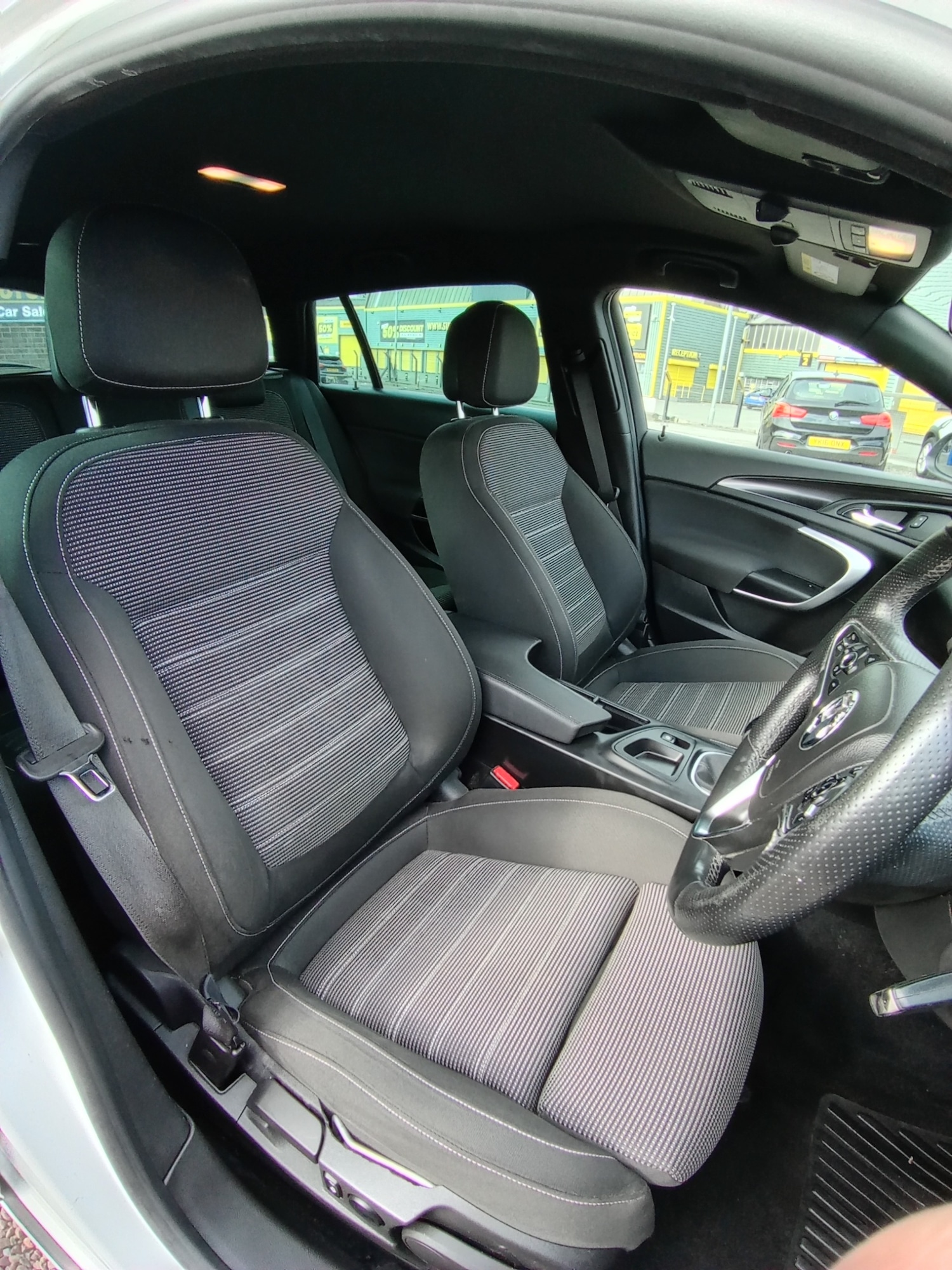 Used Vauxhall Insignia 2015 for sale - 77938555: Photo 5