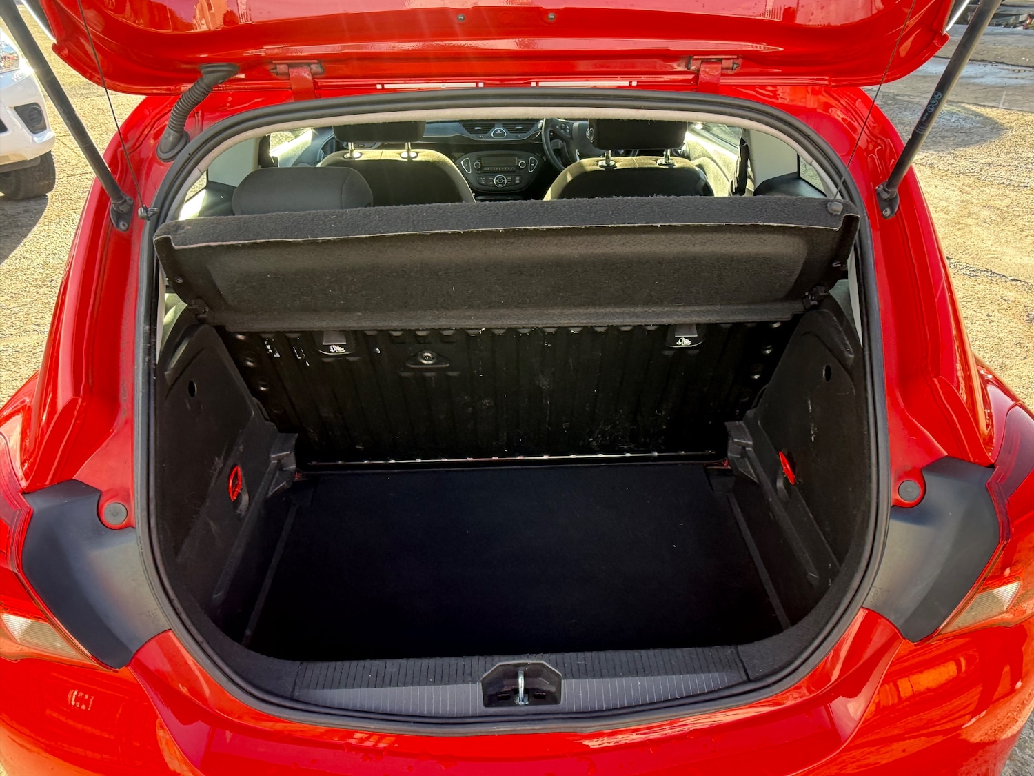 Used Vauxhall Corsa 2016 for sale - 76405802: Photo 8