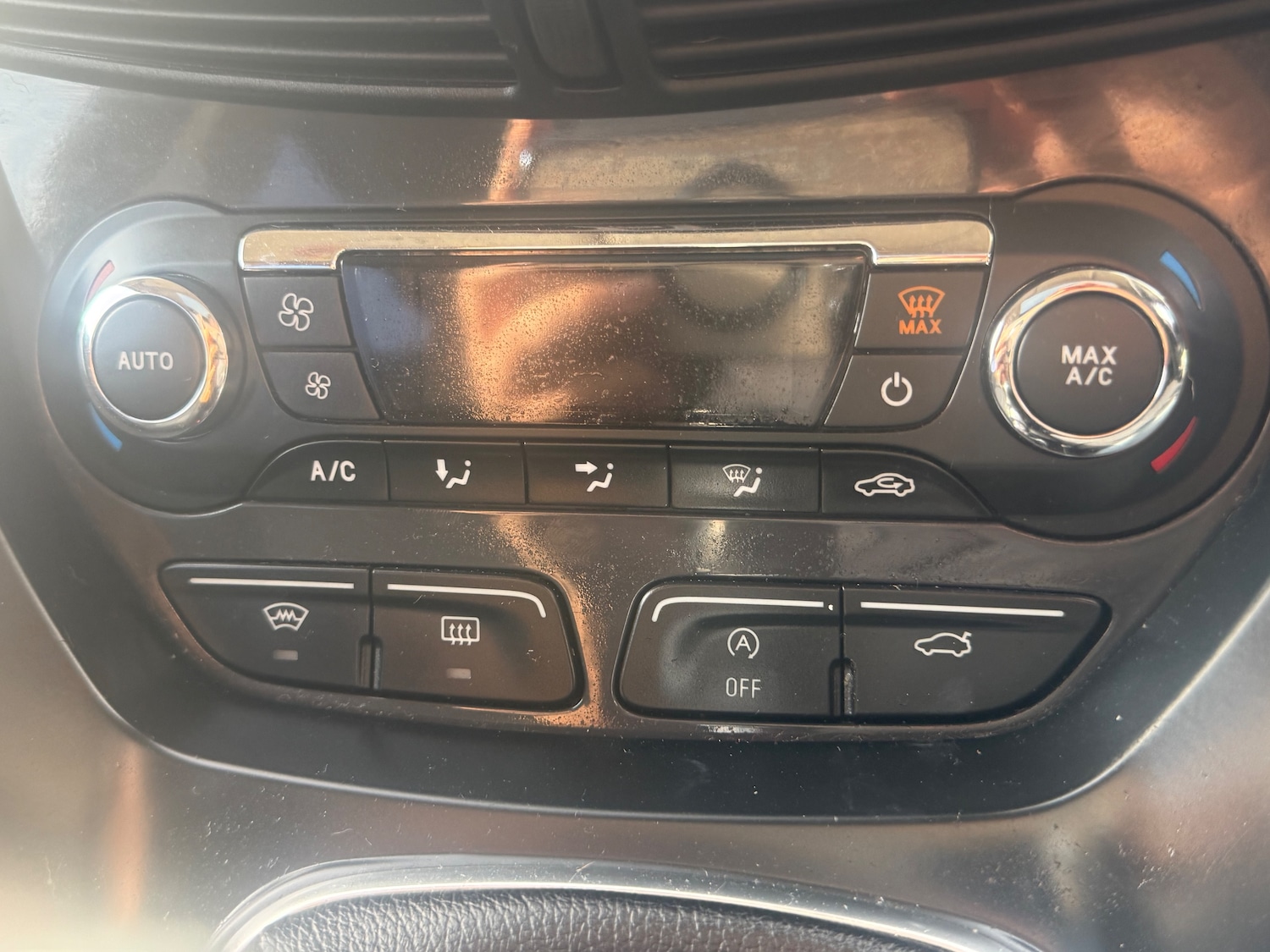 Used Ford Kuga 2015 for sale - 76565612: Photo 17