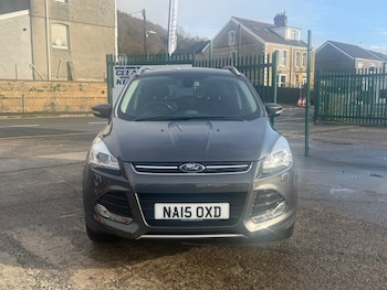 Used Ford Kuga 2015 for sale - 76565612: Photo