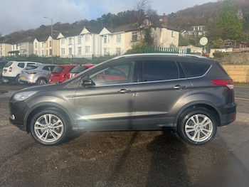 Used Ford Kuga 2015 for sale - 76565612: Photo