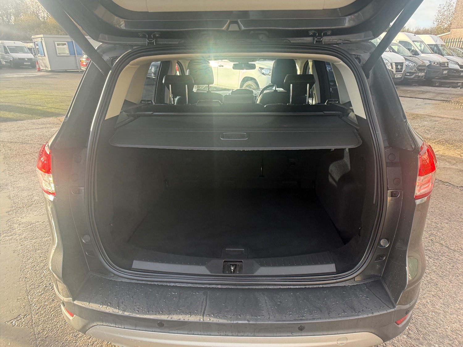 Used Ford Kuga 2015 for sale - 76565612: Photo 9