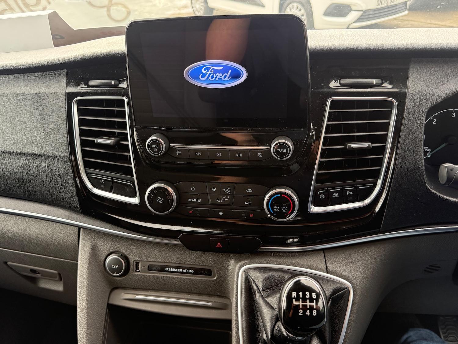 Used Ford Tourneo Custom 2020 for sale - 76292908: Photo 15