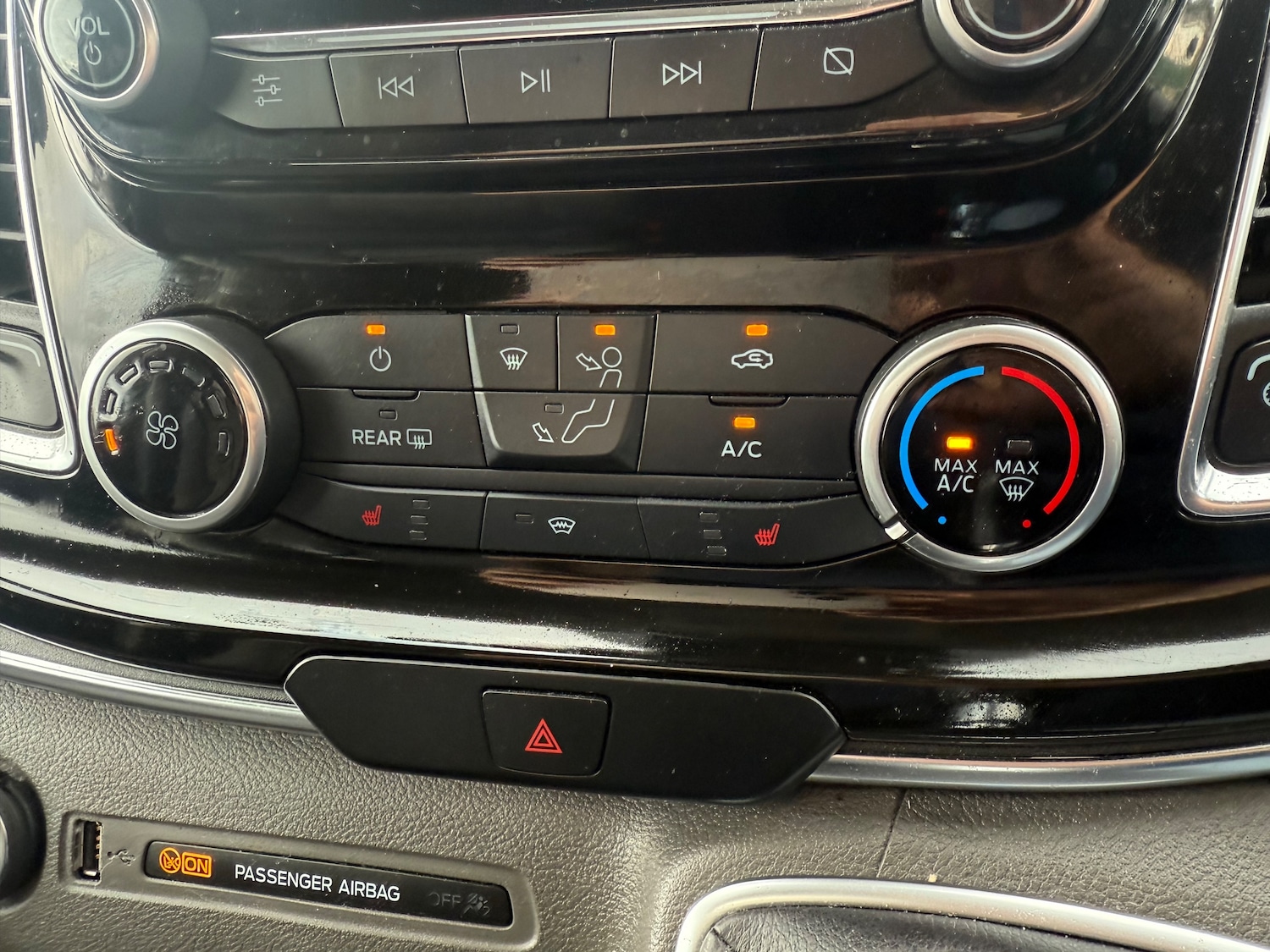 Used Ford Tourneo Custom 2020 for sale - 76292908: Photo 20