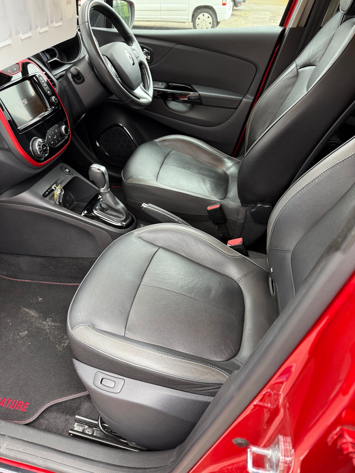 Used Renault Captur 2016 for sale - 78217989: Photo 8