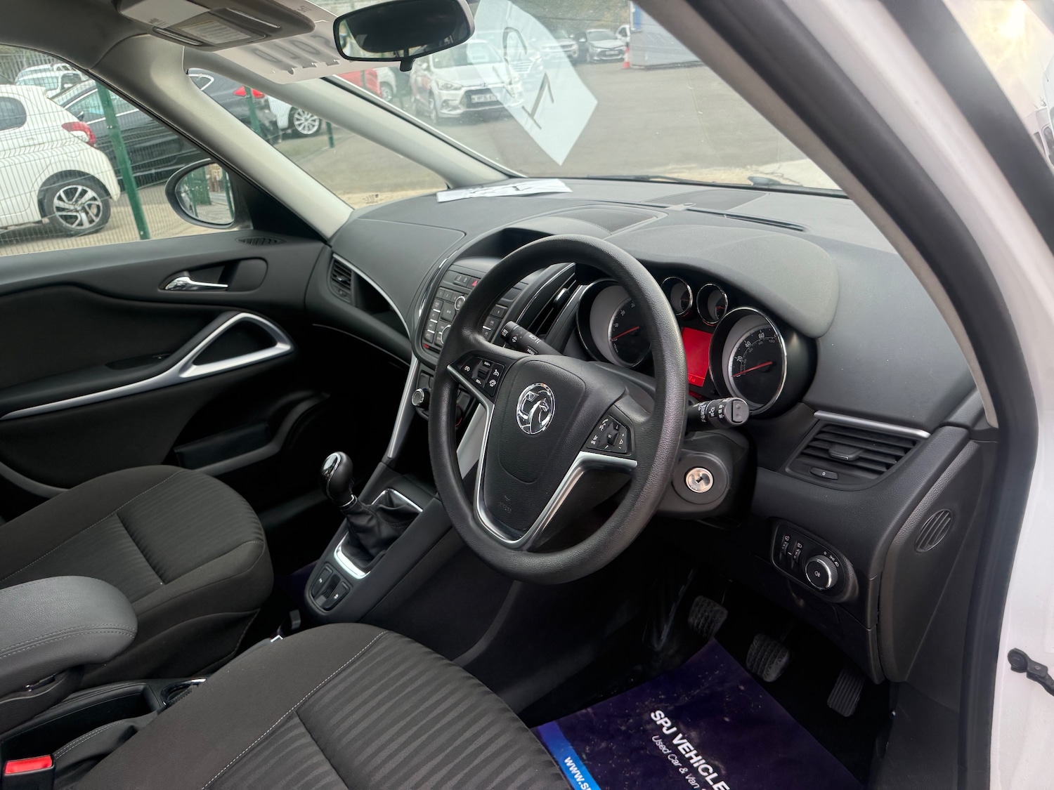 Used Vauxhall Zafira Tourer 2016 for sale - 75999316: Photo 13