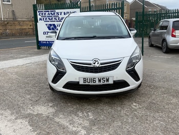 Used Vauxhall Zafira Tourer 2016 for sale - 75999316: Photo 2