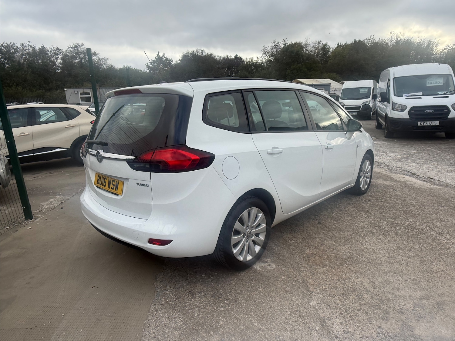 Used Vauxhall Zafira Tourer 2016 for sale - 75999316: Photo 6