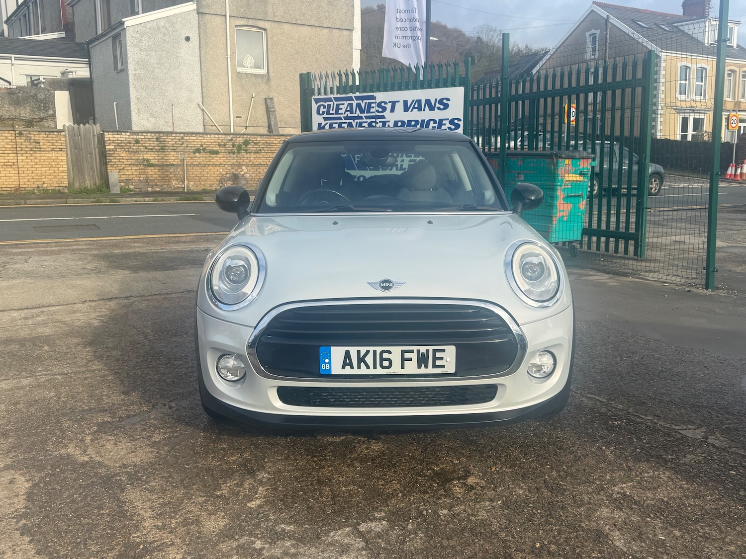 Used MINI Hatch 2016 for sale - 76569319: Photo 2