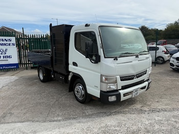 Used Mitsubishi Canter 2018 for sale - 75982943: Photo