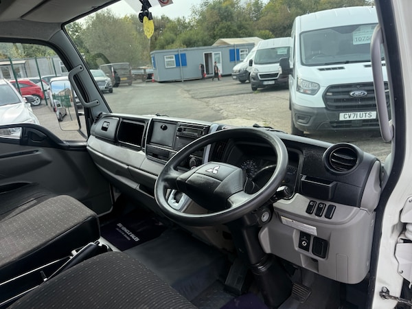 Used Mitsubishi Canter 2018 for sale - 75982943: Photo 9