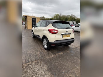 Used Renault Captur 2014 for sale - 78249610: Photo