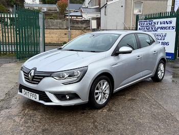 Used Renault Megane 2017 for sale - 76330389: Photo 3
