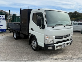 Used Mitsubishi Canter 2016 for sale - 76102033: Photo