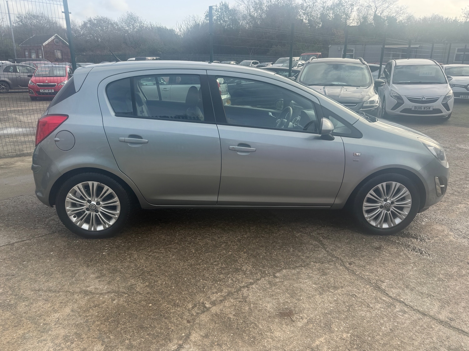 Used Vauxhall Corsa 2014 for sale - 76569320: Photo 8