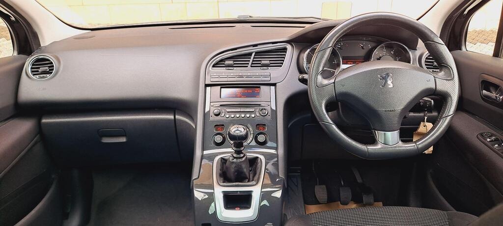 Used Peugeot 5008 2011 for sale - 78134802: Photo 14