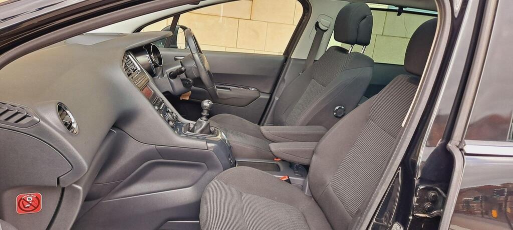 Used Peugeot 5008 2011 for sale - 78134802: Photo 16