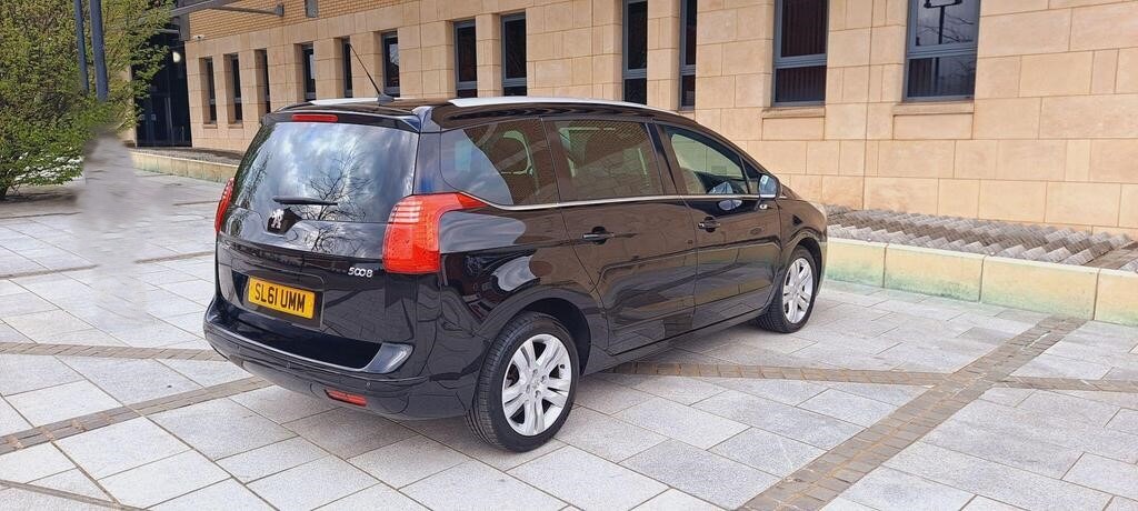 Used Peugeot 5008 2011 for sale - 78134802: Photo 6