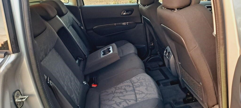 Used Peugeot 3008 2011 for sale - 76627376: Photo 18