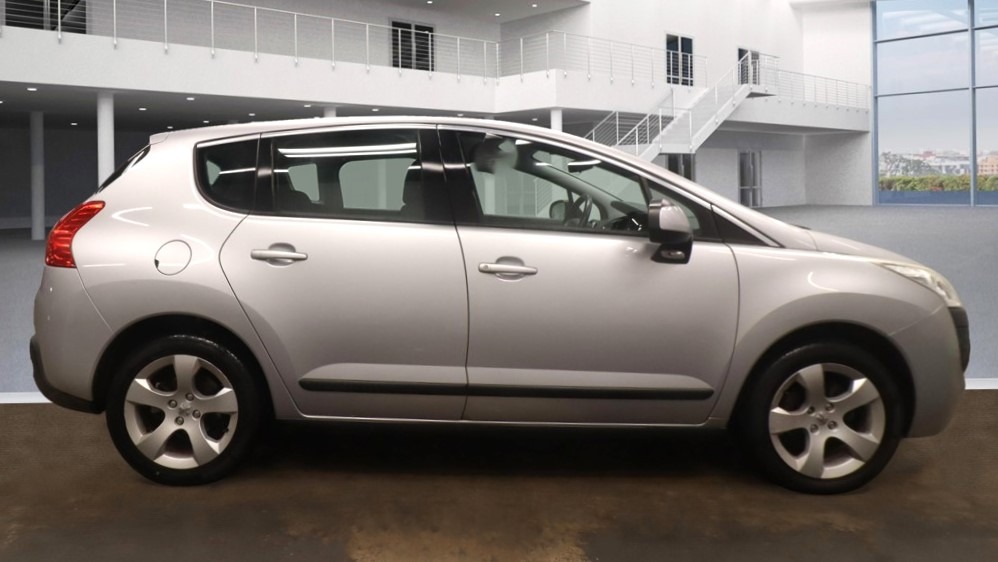 Used Peugeot 3008 2011 for sale - 76627376: Photo 24