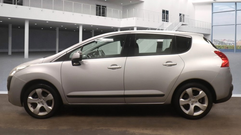 Used Peugeot 3008 2011 for sale - 76627376: Photo 25