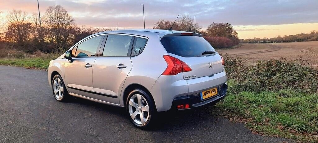Used Peugeot 3008 2011 for sale - 76627376: Photo 6
