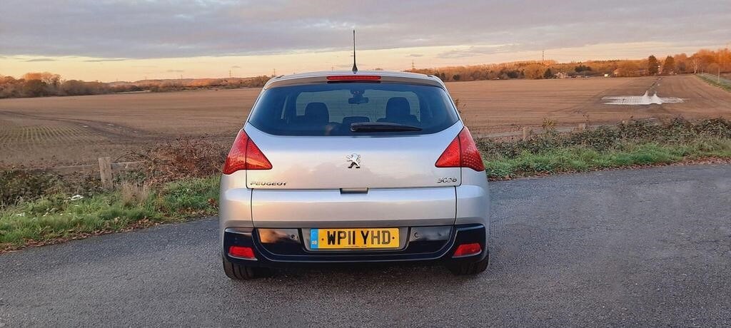 Used Peugeot 3008 2011 for sale - 76627376: Photo 8