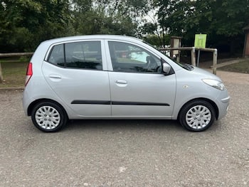 Used Hyundai i10 2009 for sale - 79748544: Photo