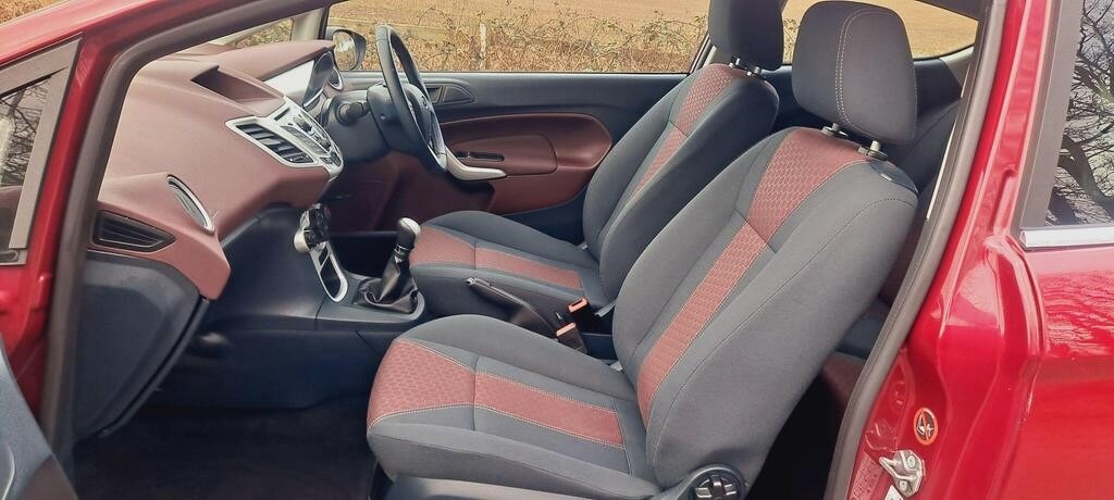 Used Ford Fiesta 2010 for sale - 77735456: Photo 14