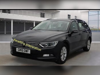 Used Volkswagen Passat 2018 for sale - 78177130: Photo