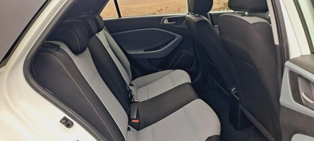 Used Hyundai i20 2016 for sale - 77392723: Photo 16